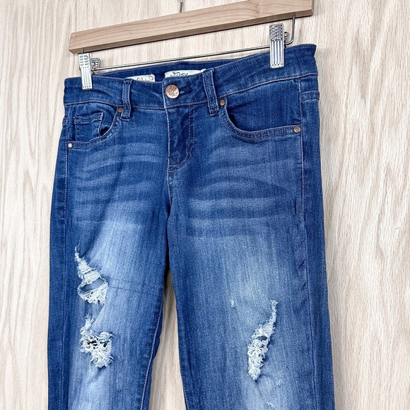 Wild Blue x Sadie Robertson Distressed Legging - Picture 4 of 10